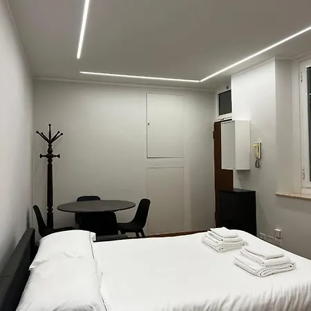 Brera Eleven Apartman *